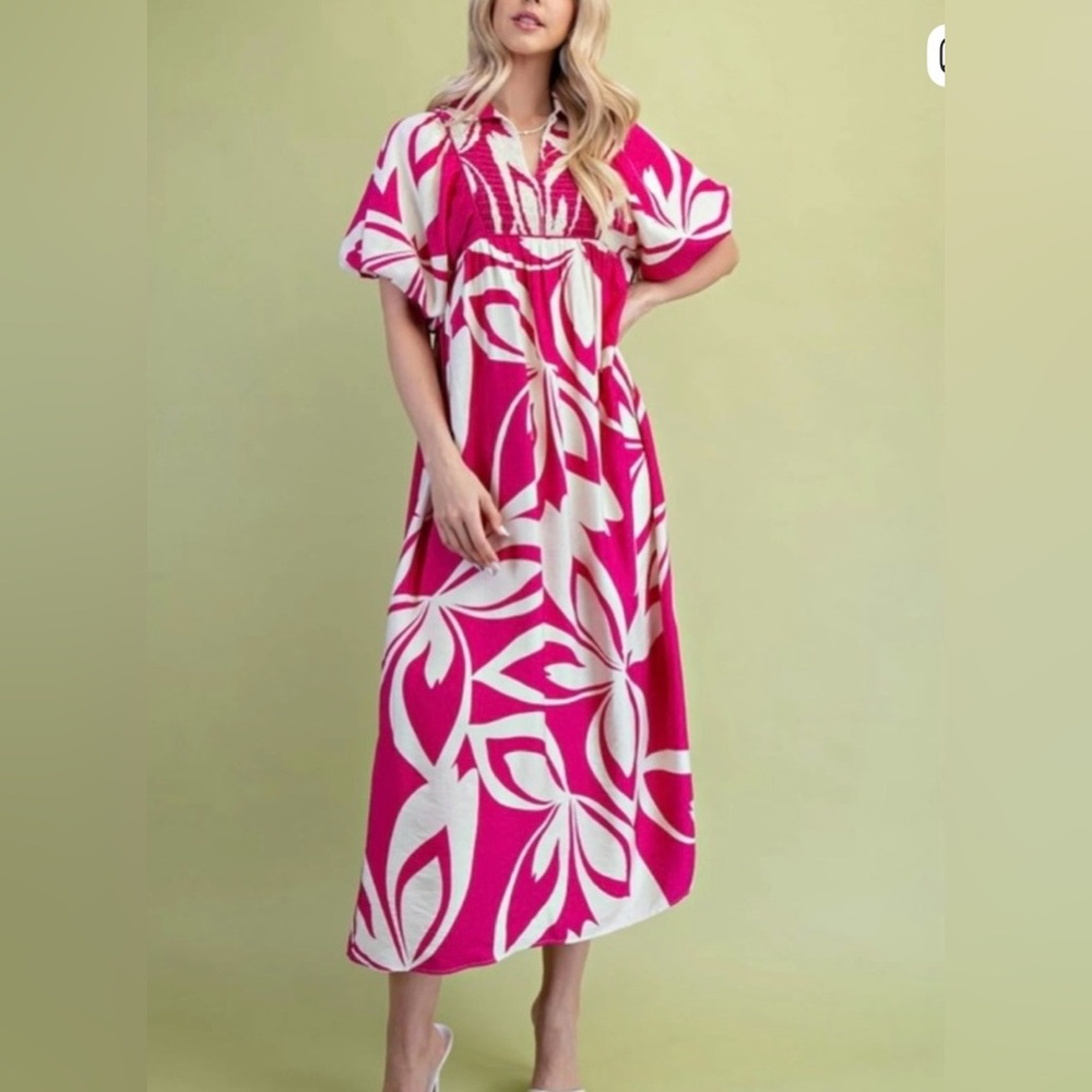 Gigio Boutique Brand Pink and White Puff Sleeve Dress